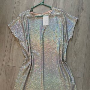 NWT Bella and Bloom Boutique tshirt dress. Sparkly material.